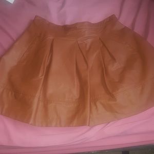 Faux leather skirt- side pocket detail-like new